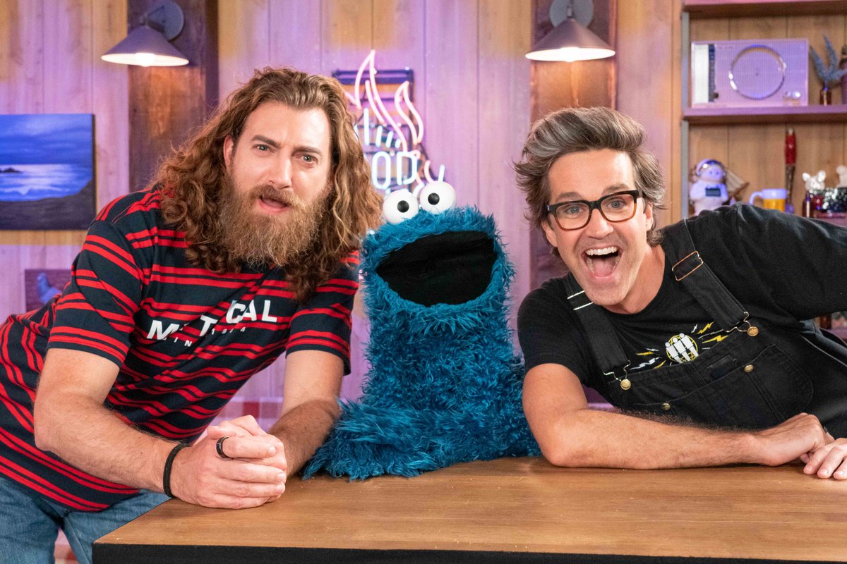 Mythical's tweet photo. It was an HONOR to have @MeCookieMonster come all the way from @SesameStreet to play with us on GMM today 🍪 https://t.co/YoxvNqv4Um
