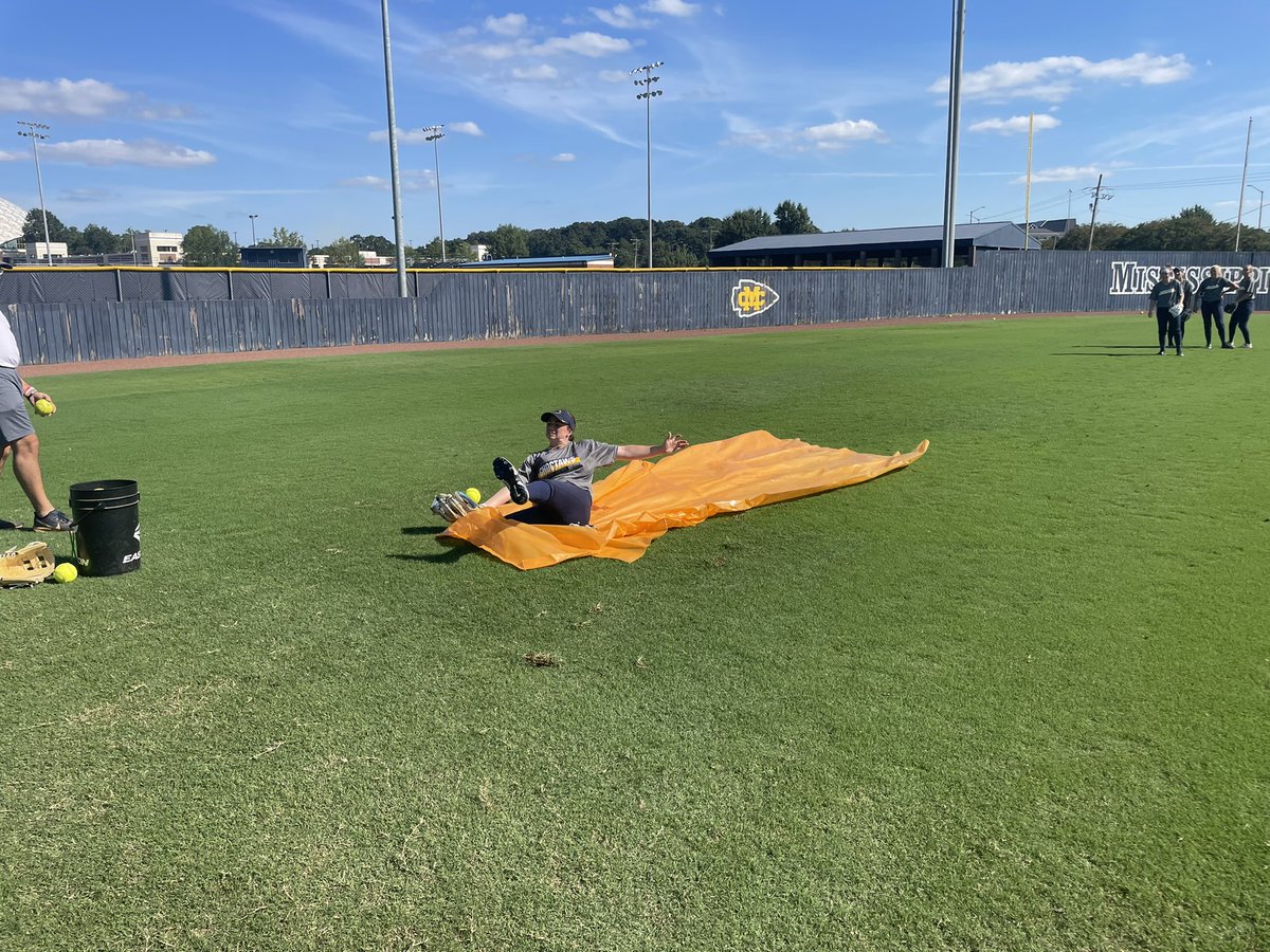 First day of team practice in the books 💪🏻 #COTM #GoChoctaws