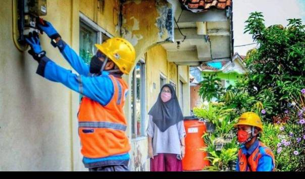 KompasTV's tweet photo. Daya Listrik 450 VA akan Dihapus, Penerima Subsidi Listrik Dinaikkan Jadi 900 VA dan 1.200 VA https://t.co/6beSdYcusm https://t.co/gQQCnx0yQV
