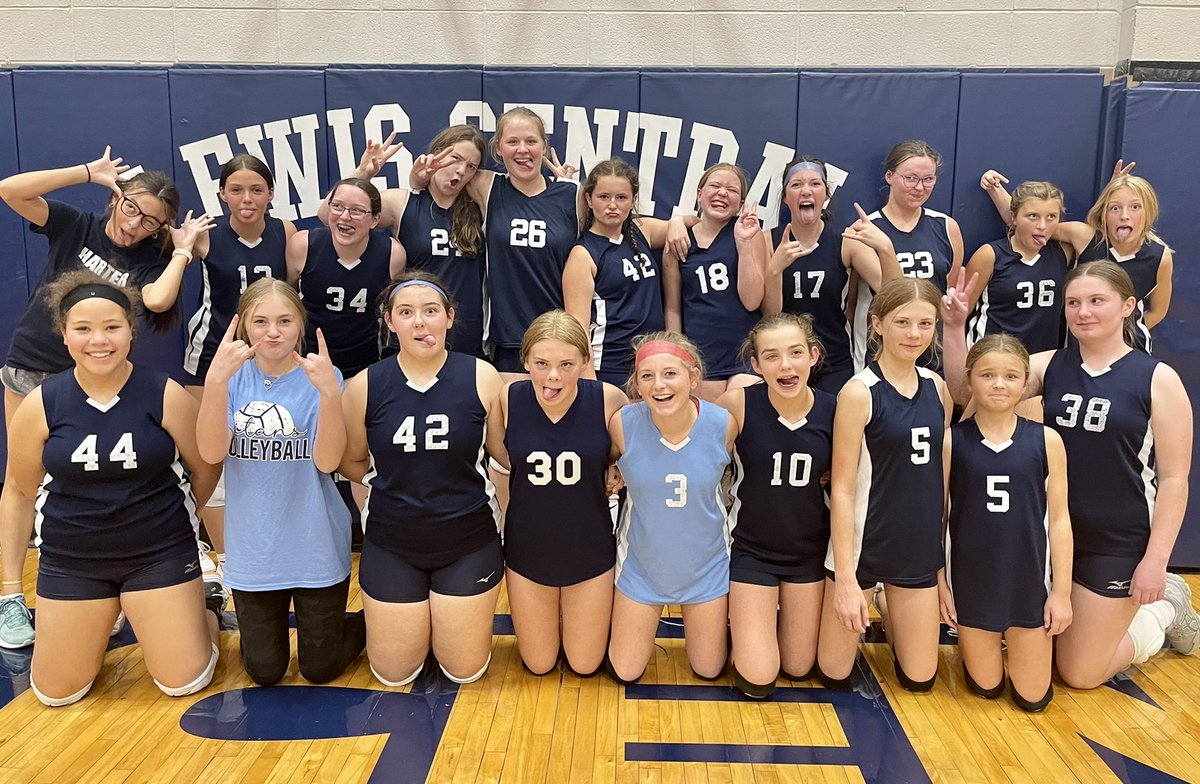 LCMSVolleyball's tweet photo. Home wins for Reserve A and B against Kirn! 🏐 https://t.co/N1XvZpTasN
