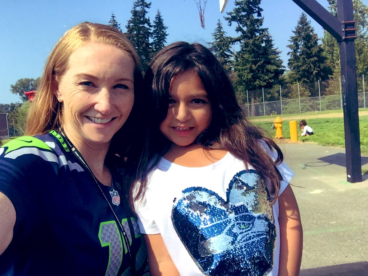 Hazel Valley tweet media