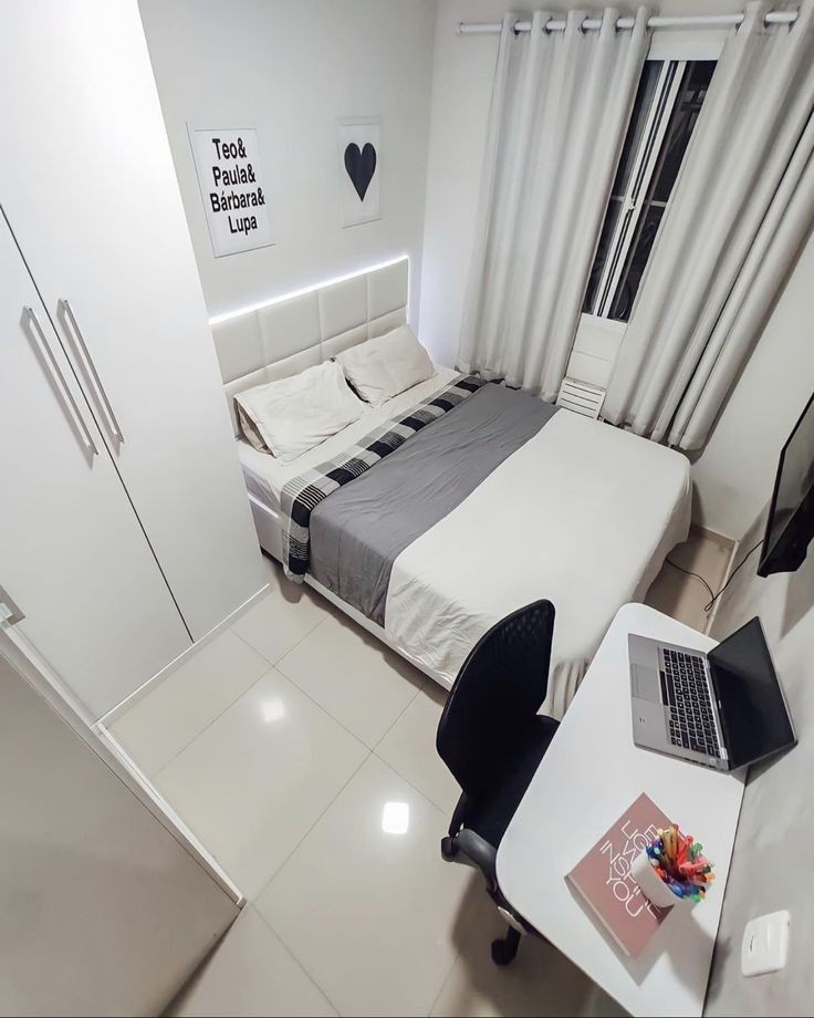 Ide kamar serba putih low budget

- a thread+