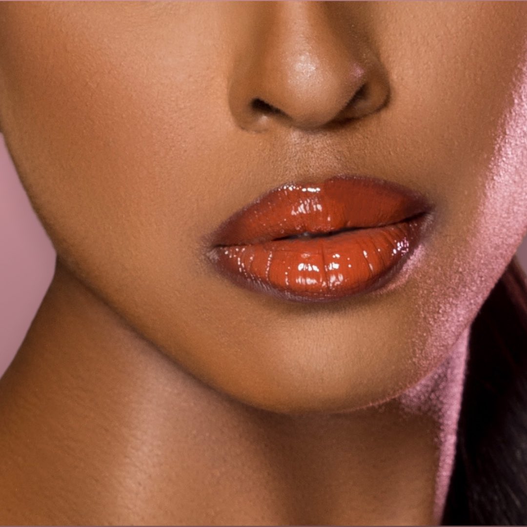 JillyBCosmetics's tweet photo. Fall lippies are here 🍂💋 and now available to shop 👉🏽 https://t.co/Ca91ranjeA https://t.co/g1cSPHLUdN