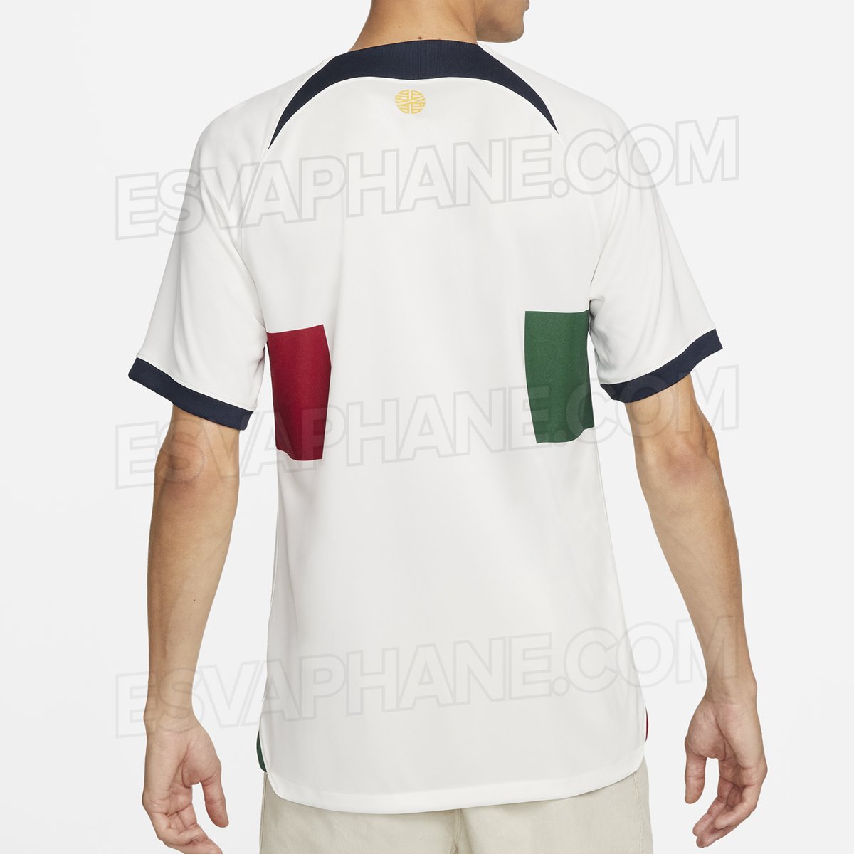 CHUTA_DAI's tweet photo. Aqui estão os equipamentos da seleção portuguesa para o Mundial 2022. O que acham? 🔴🟢
Via @esvaphane
----------------------------
#portugal #portugalkit #wc2022 #qatar #nike https://t.co/PW7KB2jta4