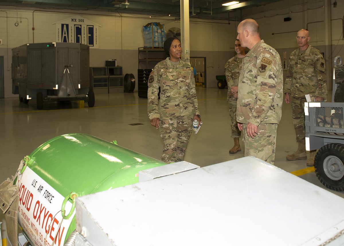 Offutt_AFB's tweet photo. Welcome to Team Offutt, CMSgt Melissa Royster! Chief Royster assumed duties as the 55th Wing Command Chief Aug. 22 and has spent the first couple of weeks meeting with Airmen around the base/in Lincoln and immersing herself in the 55th Wing mission.
#OffuttProud https://t.co/vV2Dq2vtNf