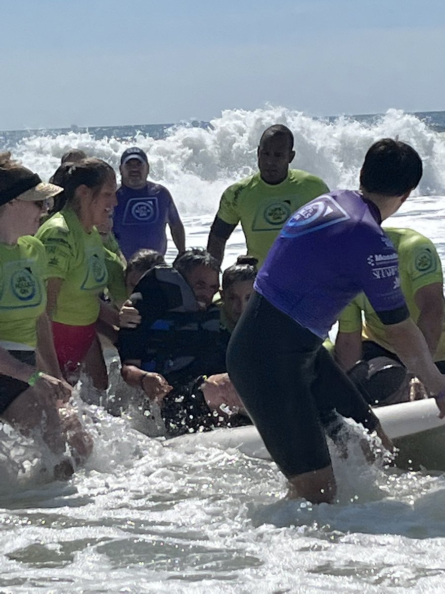 DrR_DUNNE's tweet image. On Saturday my hero @TimDunne10 hit the beach &amp;amp; took on some angry surf w/ the help of @LifeRollsOn 

LRO has provided countless folks w/ disabilities an amazing experience to ride the waves &amp;amp; feel alive. Please donate so more like Tim can experience their life-changing events!!