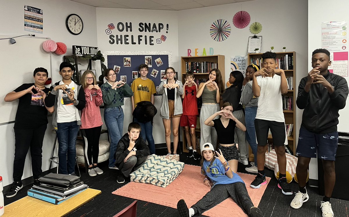 Hey <a href="/CarlAzuzCNN/">soham</a> my 4th period students at <a href="/FJHChargers/">Fishers Junior High</a> REALLY missed you today! They wanted to send all the 🫶🏻 your way! #cnn10