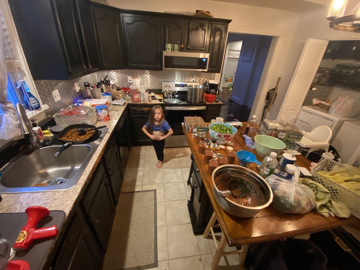 We do not have a canning kitchen 😅