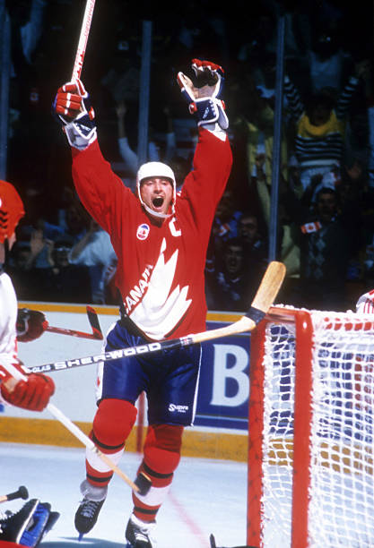 hockey_samurai's tweet photo. Wayne Gretzky played in the 1981, 1984, 1987 and 1991 Canada Cups and led all those tournaments in scoring. https://t.co/k0fi2CUUJv