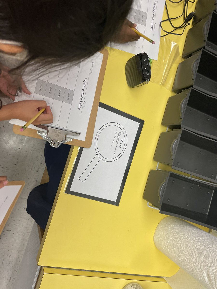 MrsSkousen's tweet photo. My super scholars had so much fun using their place value skills to ‘unlock the box’ today! https://t.co/hKkem9Krvf