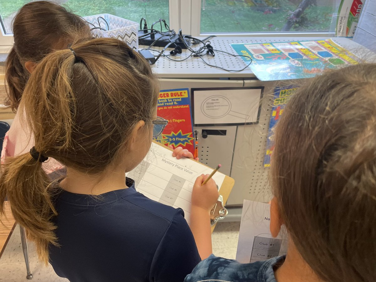 MrsSkousen's tweet photo. My super scholars had so much fun using their place value skills to ‘unlock the box’ today! https://t.co/hKkem9Krvf