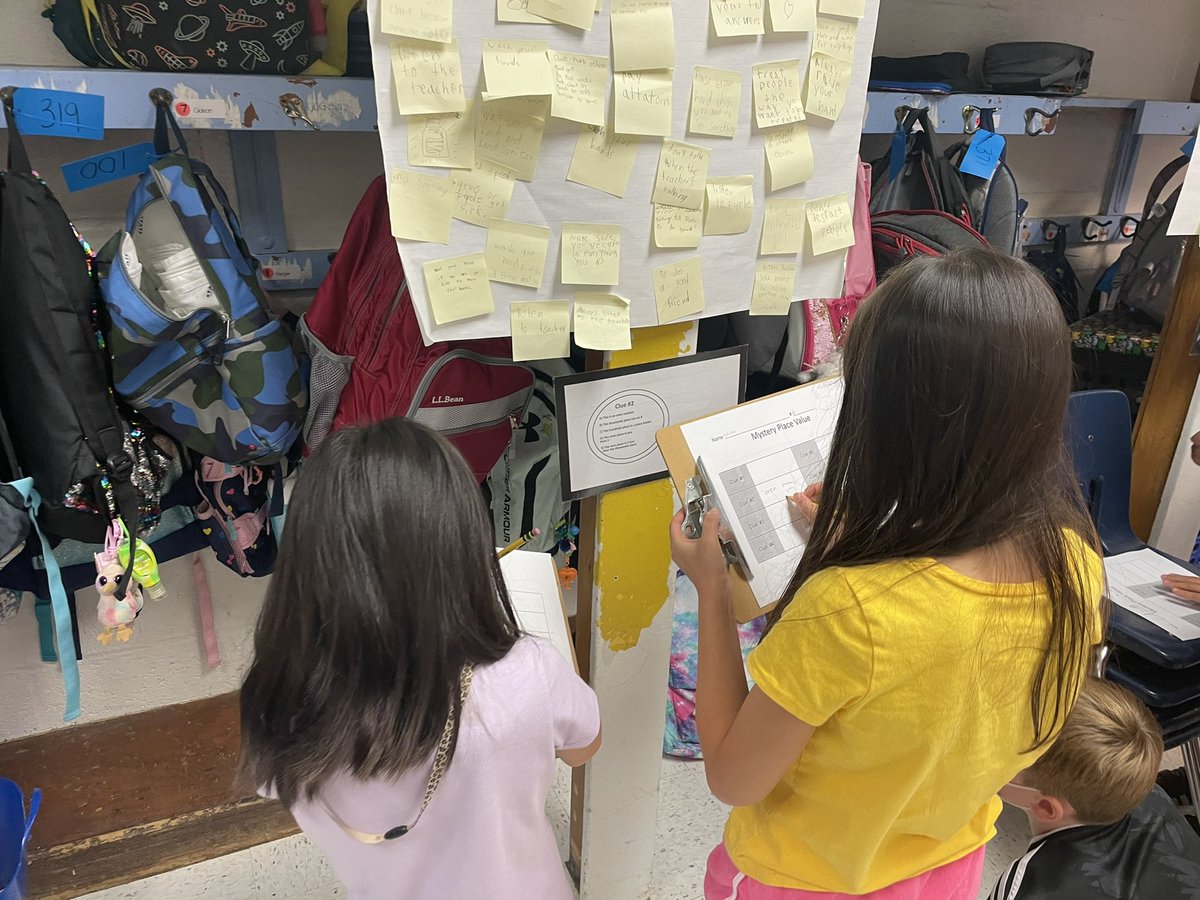 MrsSkousen's tweet photo. My super scholars had so much fun using their place value skills to ‘unlock the box’ today! https://t.co/hKkem9Krvf