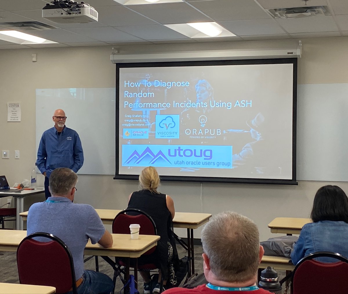 ViscosityNA's tweet photo. And that's a wrap for Day 1 of the @utoug #TrainingDays22! We had a great turnout today with our experts, @RichNiemiec, Craig Shallahamer of @OraPubInc, & @ggordham presenting today.
Looking forward to Day 2!
#utoug #orcledb #orapub #vna22 #oracle https://t.co/Vj1a3hyRXL