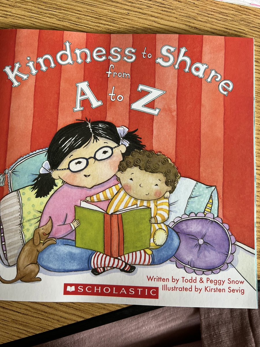 Julia4156's tweet photo. What an AMAZING day in kindergarten….we received our 1st book from our Scholastic Book Challenge! https://t.co/dO6BsLImp7