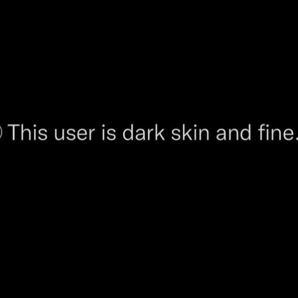 theregoqueen's tweet photo. Fine af dark like henny https://t.co/T7ZiK14lEY