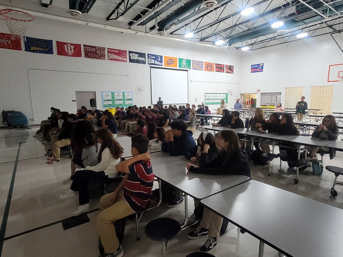 vherrera_mms's tweet photo. #Teentruth presenter Jared Scott kicks off our Montwood Middle PBIS Student Leadership Summit with our Moose leaders. @Montwood_MS @lsando04_MMS @noecantu_MMS @LNieto_MMS #excellenceandbeyond #pbiskickoff #mmspbis https://t.co/ZFcC8HLmGE