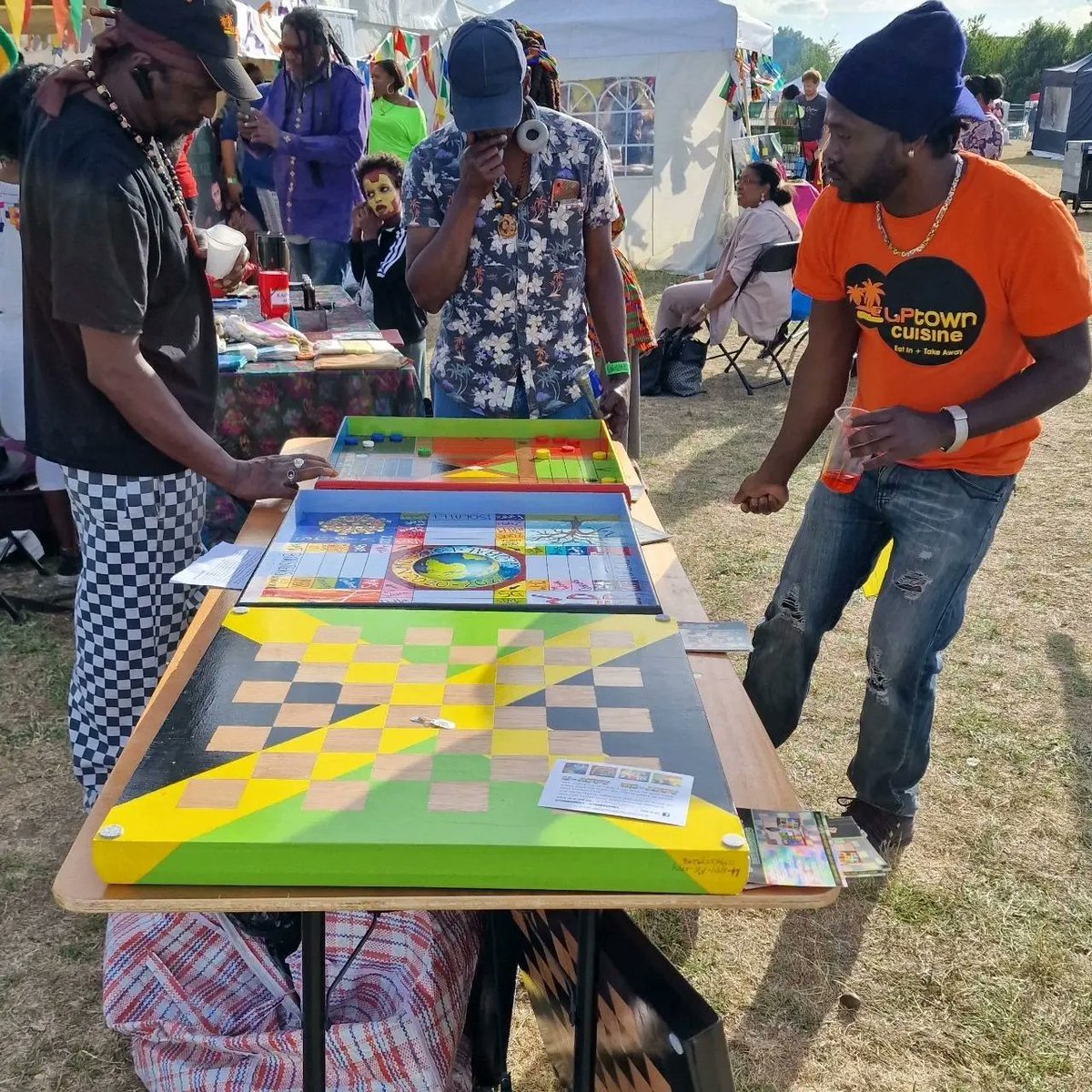 Ludiman61's tweet photo. Learn how to make your own bespoke #LudiBoard with me. Walk away with your own. 
Book now INFO@TREESHEPHERD.ORG.UK @Ludiman61 @HeartInArt_UK @TreeShepherdUK  @MaryAtkLabour @BrixtonProject @BrixtonBID @lambeth_council #ludiboardworkshops #freeludiboardworkshops https://t.co/p1yqhcjdBJ