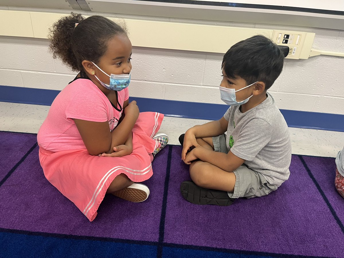 MsBaker_MVW's tweet photo. We can turn and talk to share our thoughts and ideas!  #mvwes https://t.co/FkdBuI2CtB