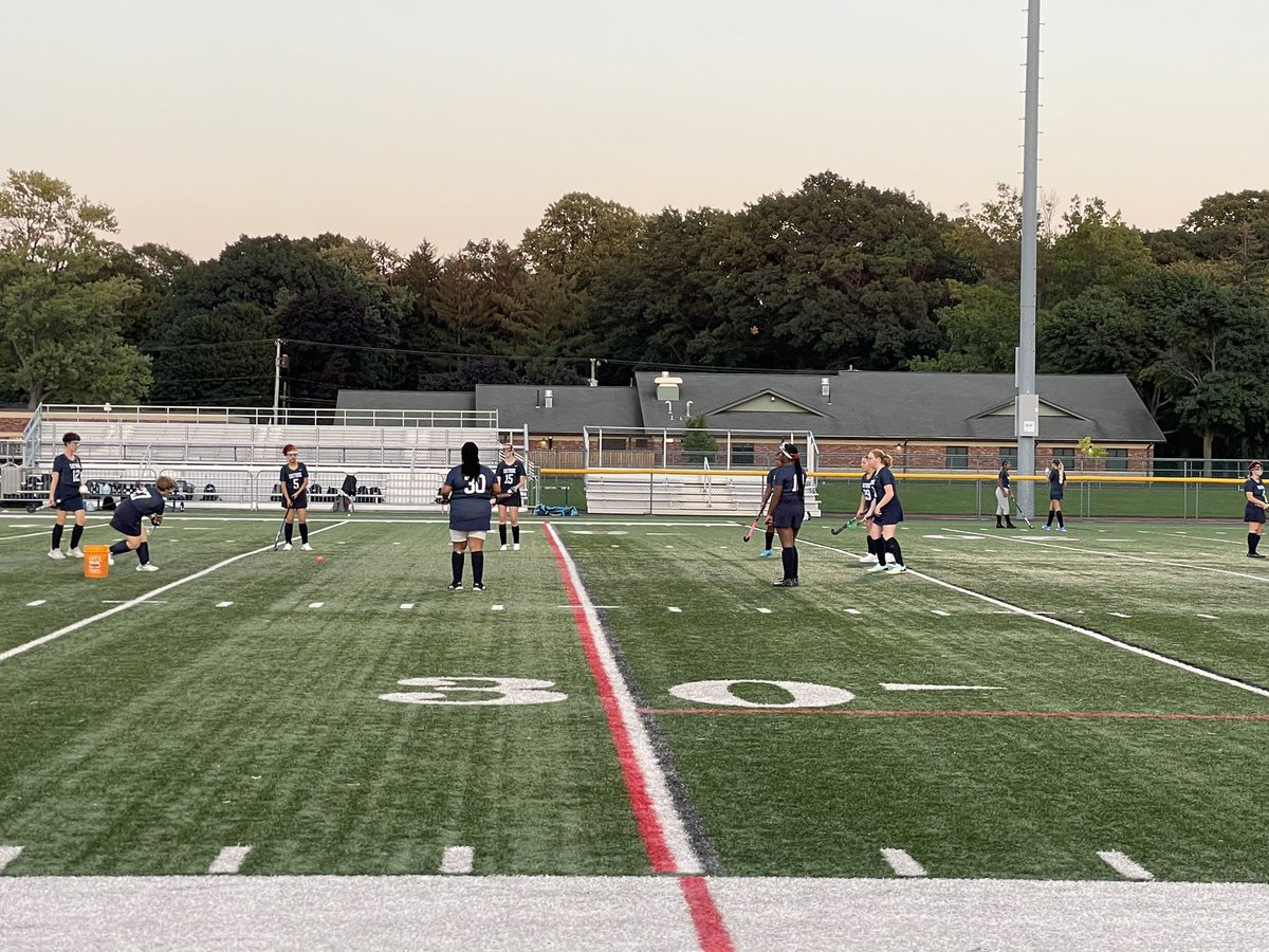 BluedogFoto's tweet photo. Getting ready for the EICSD Lady Lancers v West Irondequoit Field Hockey game!! Let’s go girls! 🏑@Eastridge_EICSD @ERidgeLancers https://t.co/zu2DKFyxWQ