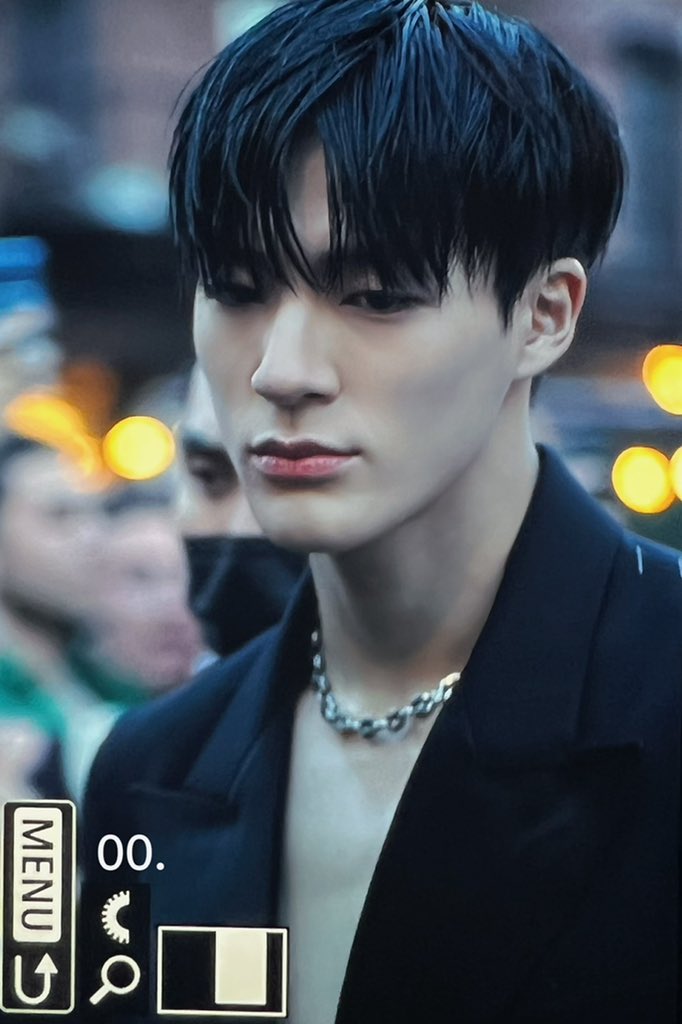ndream00s's tweet photo. 220912 Vogue World NYFW

#제노 #JENO #NCTDREAM #NCT https://t.co/zK3hll4jdX