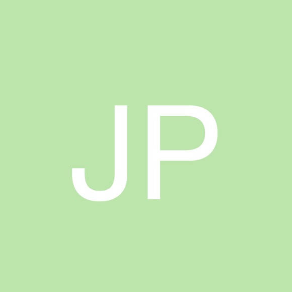 jenbippp's tweet photo. So good I had to share! Check out all the items I'm loving on @Poshmarkapp #poshmark #fashion #style #shopmycloset #meettheposher #loft #blackhalo: https://t.co/2shMHPN8j8 https://t.co/ZnAj4SKedL