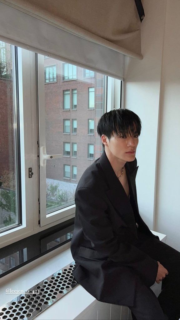 FILESLJN's tweet photo. nct instagram story update with #jeno https://t.co/gRQfgEydjE