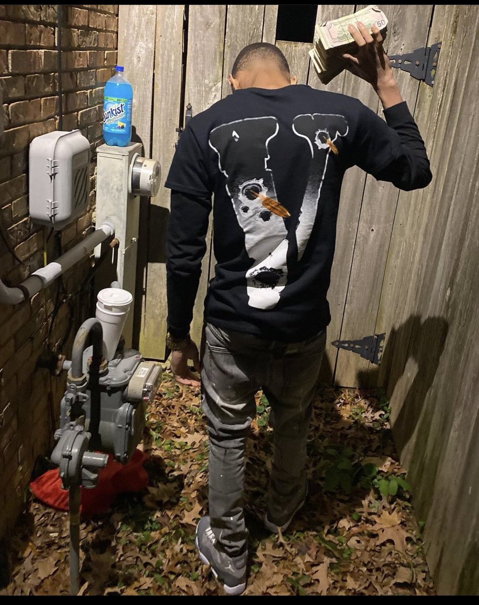 TyTheGunna_'s tweet photo. Aint Posted On Here In So Long Gone Run Me Up 🔥 https://t.co/UF4Mplblak