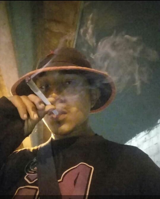 Boa noite cm Jesus 🌚👐 fumando uma para refletir a mente🍁💪❤