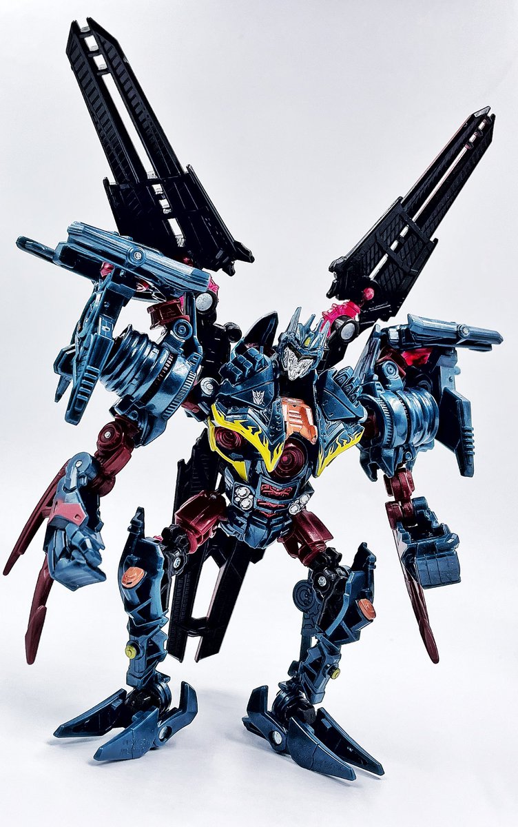 TheBWUproject's tweet photo. BWU: Sigil
Figure: rotf infiltration soundwave
Another alligned based builder assemblymen
It’s very hard to show the satellite mode because you can’t really have it, stand up so it’s just laying flat here https://t.co/QY4AcMyRYc