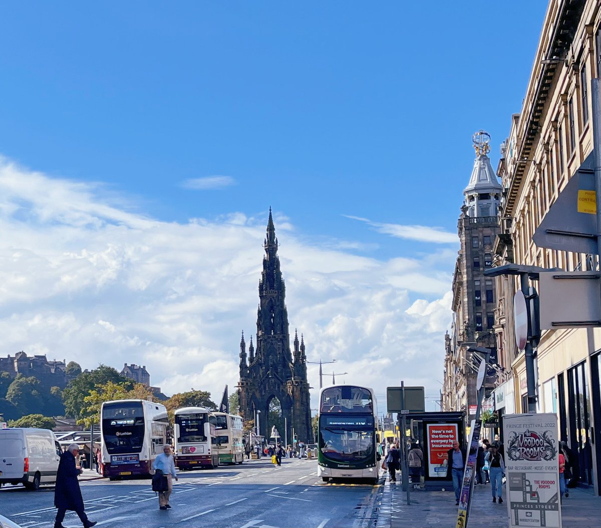 Jingevezh's tweet photo. Nice trip to Edinburgh for #EurSafe2022 @EurSafe_Ethics https://t.co/KYhjsGU5sW