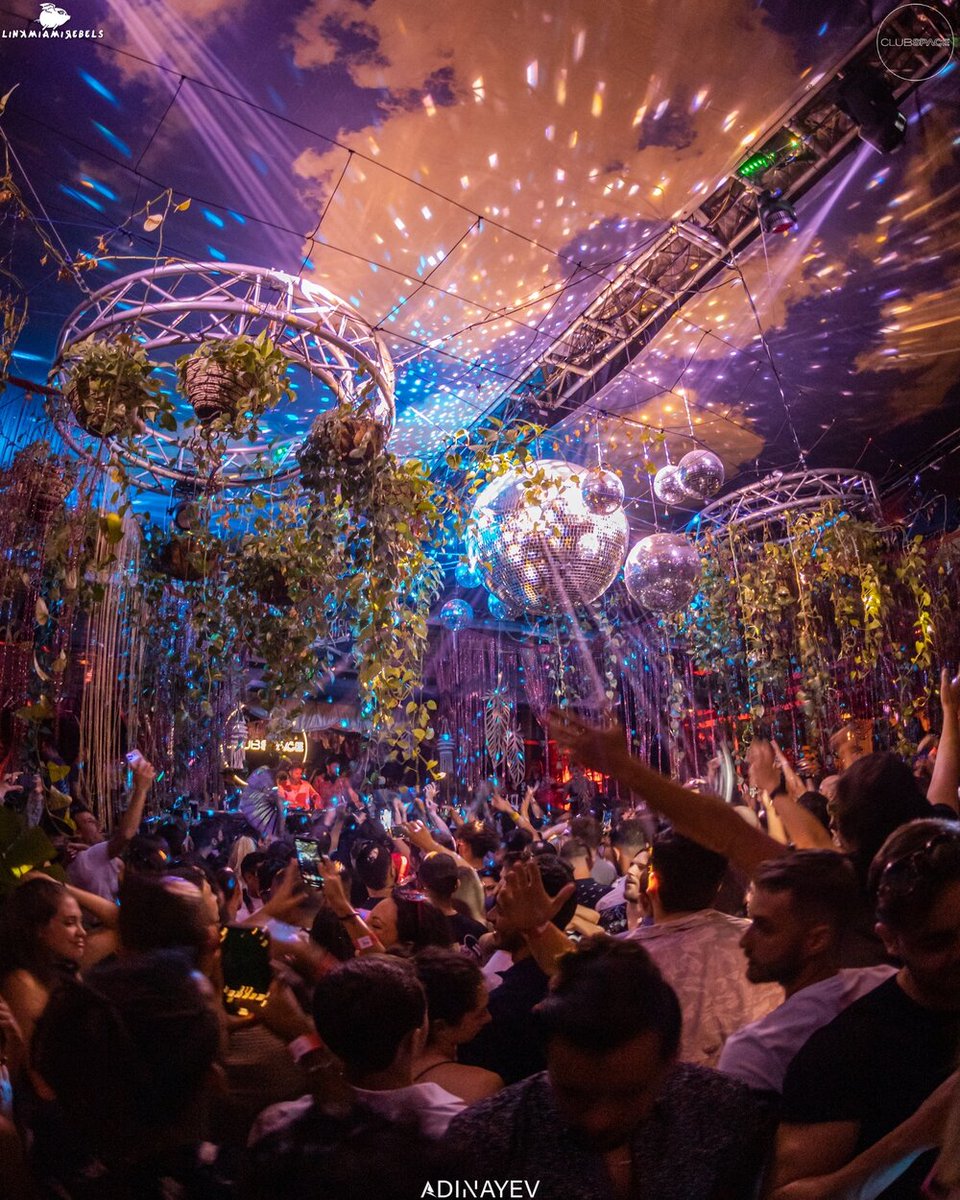 Tablelist's tweet photo. The Magic City turns into @GorgonCity this weekend at @clubspacemiami! ๐พ Feel the energy and let the music guide you as they rock the Terrace from Saturday night into Sunday morning. Your request form for an exclusive table is up on #Tablelist.
๐ฅ: https://t.co/9tQL3v0QkD https://t.co/1St5SEidIs