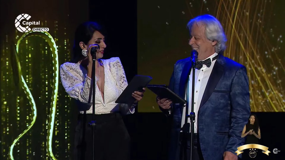 ⭕️#ENVIVO | 🤳 <a href="/mauricionavast/">Mauricio Navas T.</a> y <a href="/YESENIAVALENCIA/">Yesenia valencia</a> abren esta ceremonia recopilando los mejores momentos que nos dejó <a href="/smartfilmsco/">SMARTFILMS®</a> 2022 📽️

Únete a esta premiación que reconoce el cine hecho con celulares👉 bit.ly/3BBFqyQ