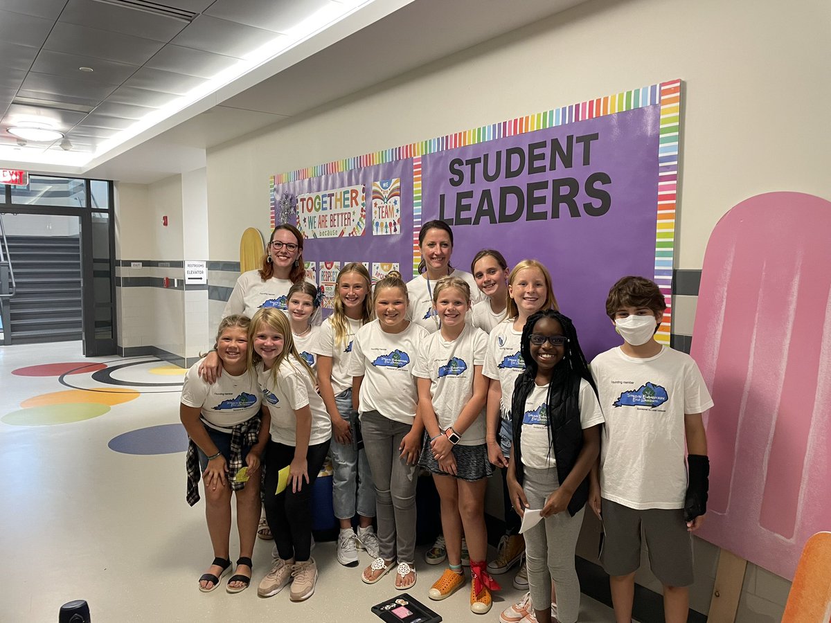 FTJohnsonES's tweet photo. So proud of this group! They presented at our board meeting on their mission to become a green school as well as help our school to recycle more. The true definition of student leaders is in this picture! #ecowarriors @JESscience4 @FTSchools https://t.co/bxAaHqHFO2