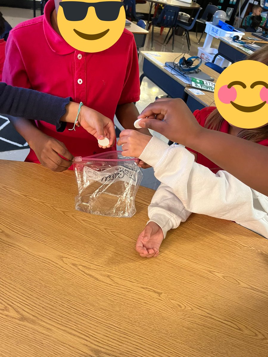 msluz2nd's tweet photo. Introduced the states of matter through a fun experiment today! Students worked in groups to melt their bag of ice (solid to liquid)… then predicted how much Alka-Seltzer it would take to burst open their bag (producing gas)! #superscientists @BirneyBobcats https://t.co/kwTqqNUKjG