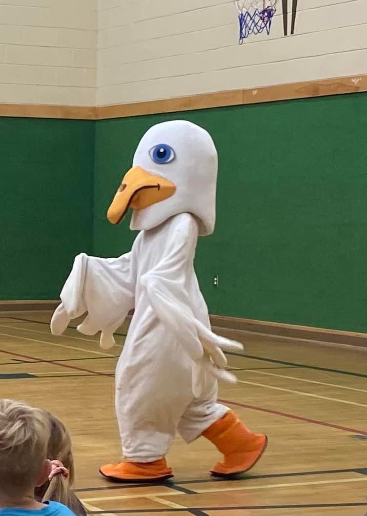 SSRCECDS's tweet photo. Our school mascot Gulliver joined us for an assembly last week!  He helped us to review the school matrix. He is looking forward to this school year as much as we are!! https://t.co/MAXl6ysxb9