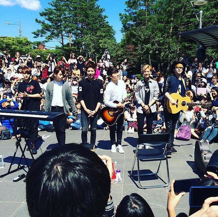 Likeaflowingjin's tweet photo. Memories ~ https://t.co/VUyyP6M0q9