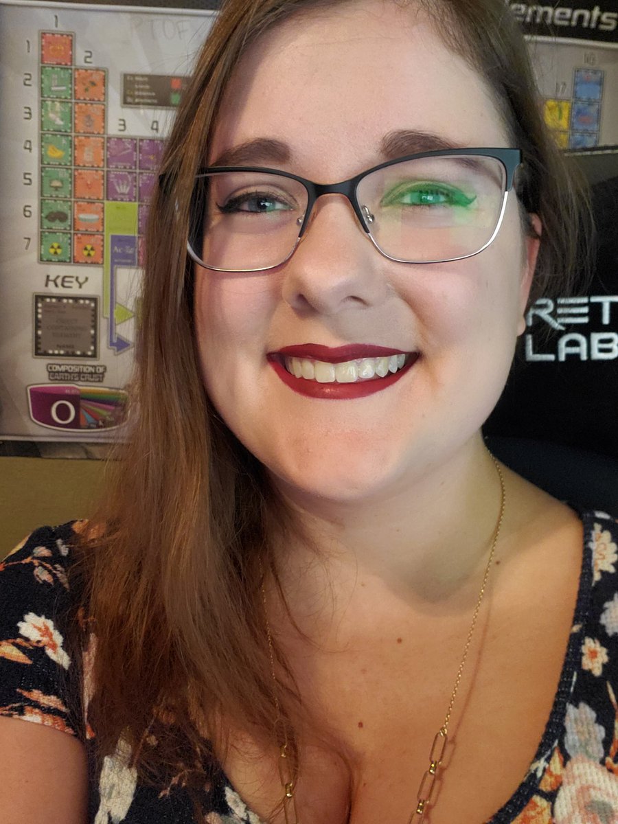 theoopsidaisie's tweet photo. Had to evacuate my classroom today due to a fume hood issue. Come hang with me as I destress! https://t.co/HJYfATHMRt

#teachergamer #chemistrylife #tetris #tetriseffectconnected https://t.co/uu3QeqFgI9