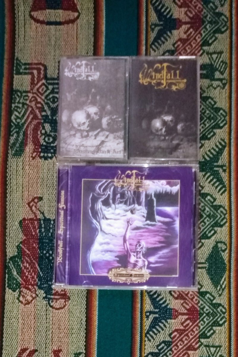 Nuestro último programa fue un especial sobre black metal en Argentina. Windfall es una de las pioneras en tomar como influencia a Bathory y las agrupaciones noruegas. Ancient Dark Art es su demo de 1995 y en 2019 editaron su primer álbum, Spiritual Famine.
