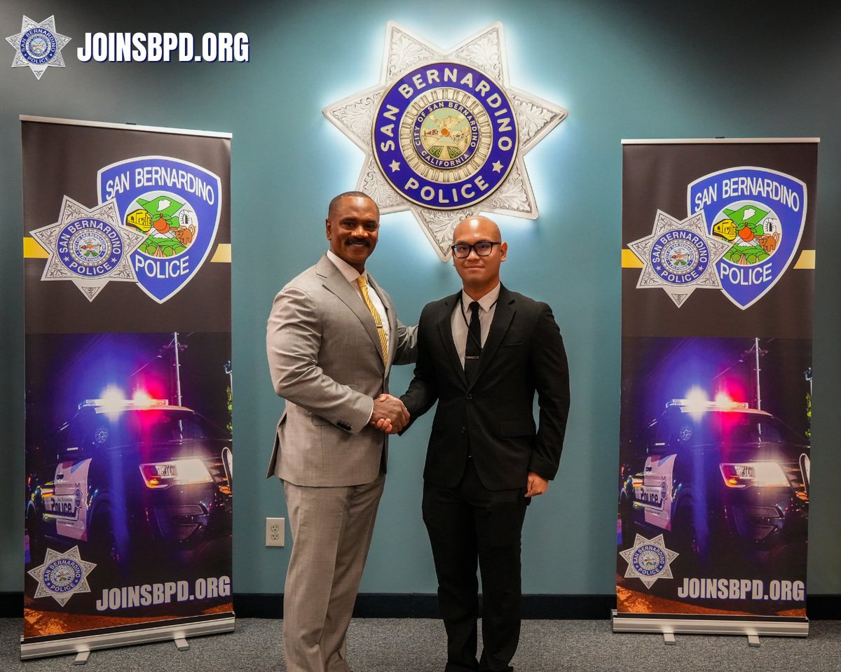 SanBernardinoPD's tweet photo. Join us in welcoming Officer L. Ho 🎉 

#StandardOfExcellence #Lateral #LateralOfficer #ThisCouldBeYou #ApplyToday #WeAreHiring #Police #LawEnforcement #Welcome #SanBernardino #JoinSBPD @SBPD_CHIEF https://t.co/LGhOtE1ihs
