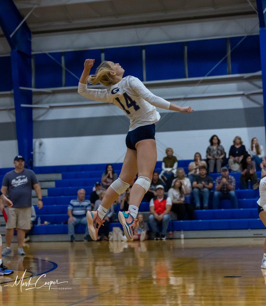 Varsity volleyball gets the win against Maryville Apostolic. 25-12, 25-14, 25-18. Marli Watkins w/ 10 kills, 4 aces, 7 digs. Taylor Rose w/ 12 kills, 6 blocks. Sydney Thompson w/ 12 digs. Hannah Lewis w/ 16 assists. Anna Ballard w/ 12 assists.