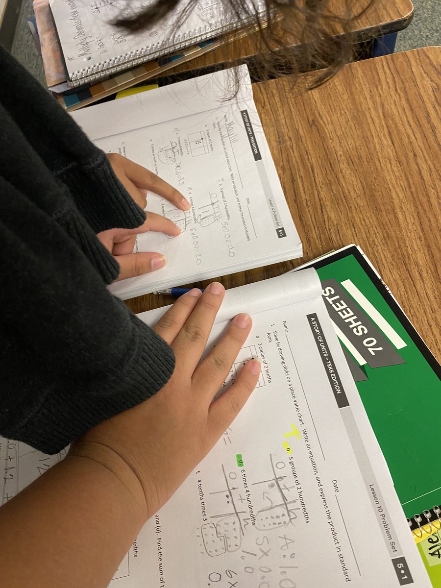 getsmartwithMrG's tweet photo. Students sharing and collaborating their problem sets using Kagan strategies 😃🎉 @Ethridge_Bobcat @AVIDGISD @GISD4EBs #math https://t.co/Ej0zZKIrUO