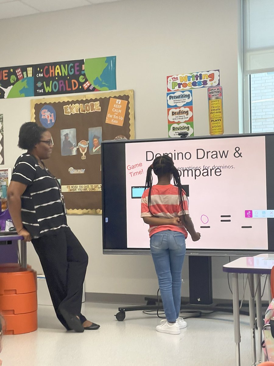 MavoAntonietta's tweet image. What a great participation! 1st graders in Ms. @kmckindl3’s class were comparing numbers, making equations, and explaining their thinking using math vocabulary 💜🐯👏🏼 #buildingmathematicians @MLCmath @HumbleISD_LLE @HumbleISD @HumbleElemMath