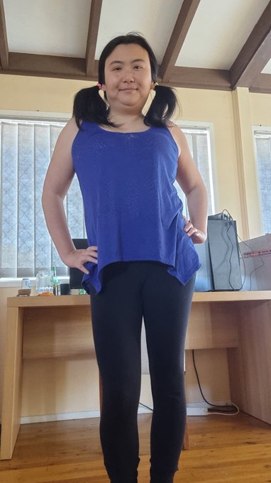 Come chat, eat and drink with me live on twitch https://t.co/E3LktRs0hm https://t.co/xjeNQY5n0g