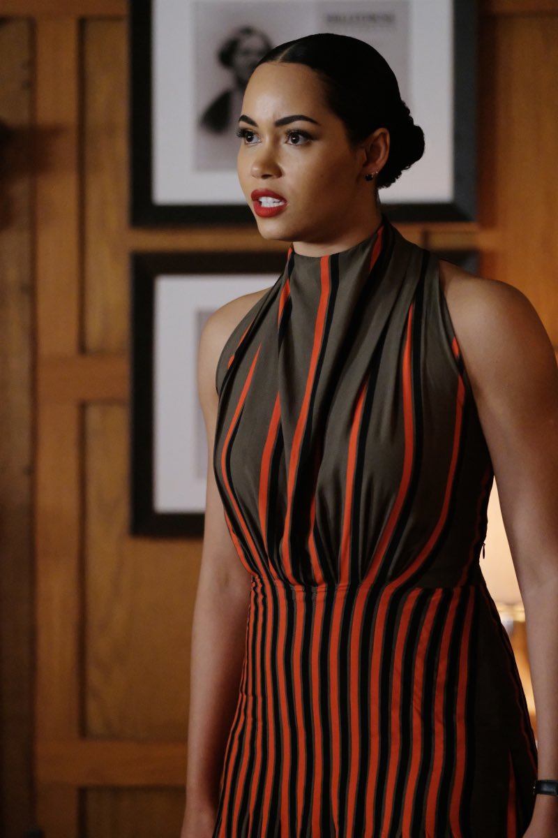 GodGivnName's tweet photo. I love me some Dr. Macy Vaughn

Beauty, Brains, &amp; Bold 
🖤🖤🖤

(@dreadzonswagg @kogue92 @leafygoodness @AsAndrewSpeaks y’all know I love this woman) 

#Charmed 
#CharmedOne
#MacyVaughn https://t.co/tMGgNJJuiU