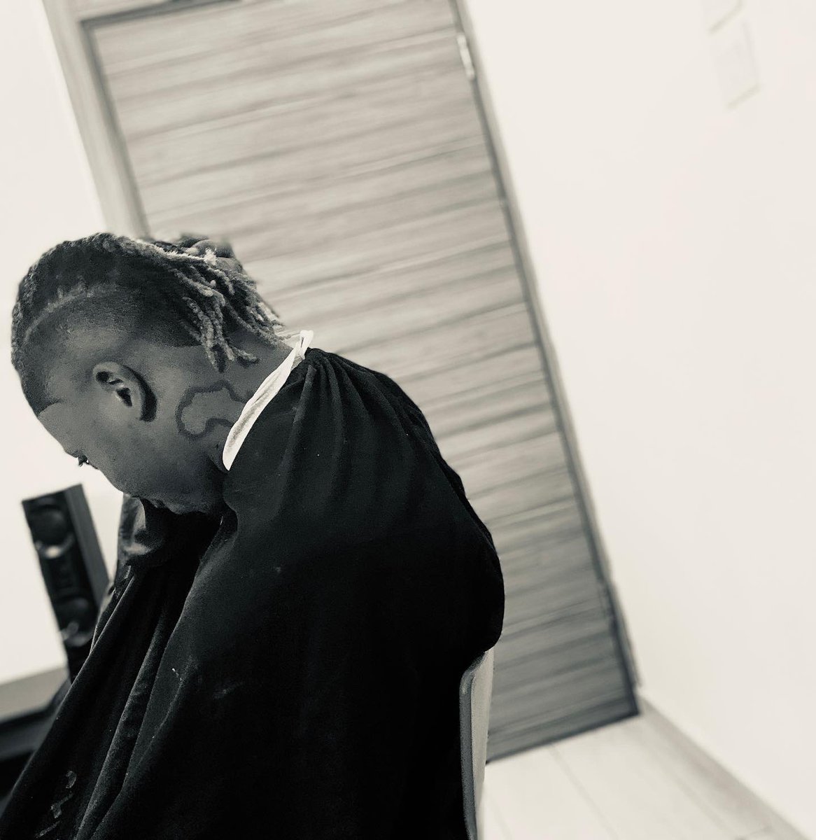 gentle__touch's tweet photo. Oxlade’s 🌴 KU LO SA haircut by Gentle Touch💈 https://t.co/dphpFaglXw