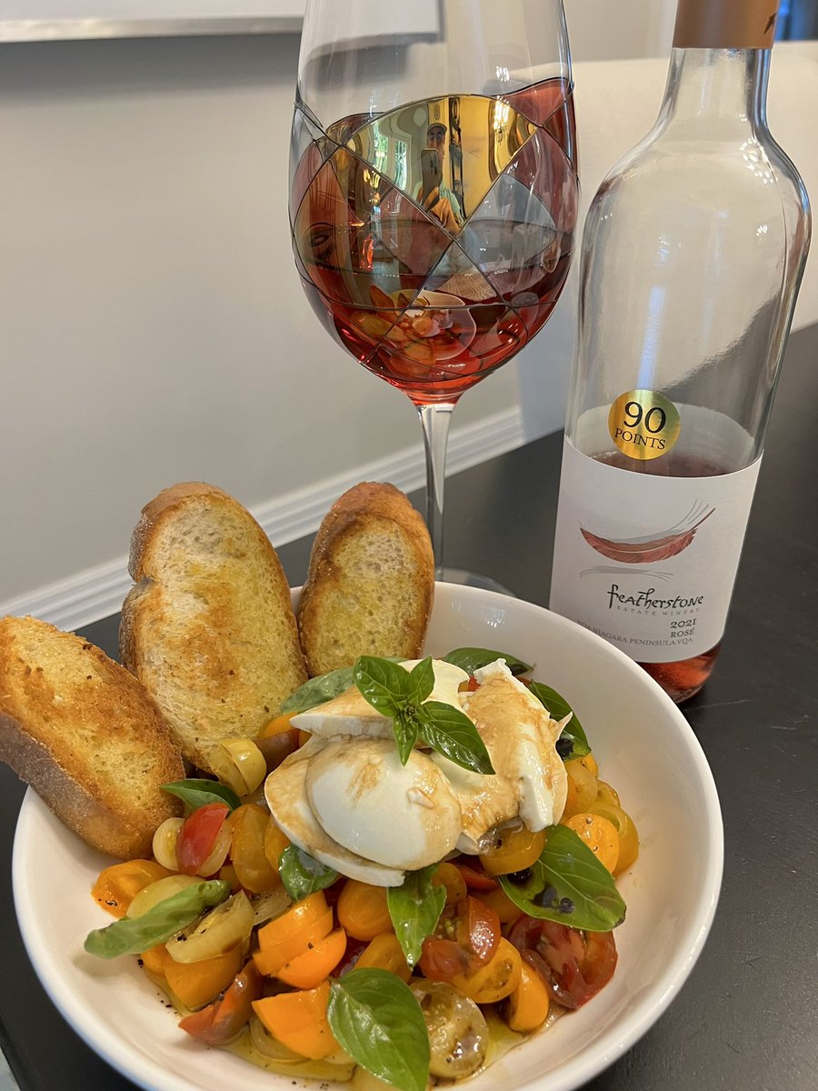 TorontoVino's tweet photo. Local harvest has begun! Let’s rally behind our great local winemakers and celebrate their hard work. 
Lazy Mondays for me are just that LAZY! This is as simple as it gets. A Caprese styled salad &amp; a great complementary Rosé by 1 of my favs @featherstonewne #LCBO #SupportLocal https://t.co/lzHOaBSPDA
