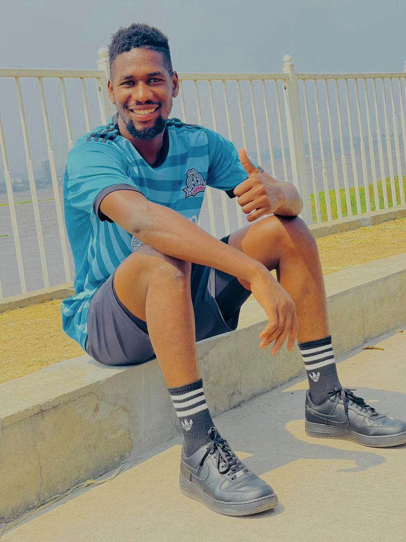 The question isn’t who is going to let me; it’s who is going to stop me 🤔happy new week to everyone 🤗
