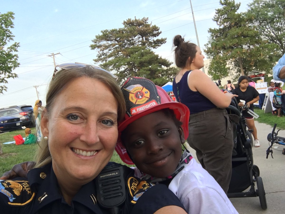 It’s national police woman’s day. To all the women that have chosen a career in law enforcement. Thank you for your service! <a href="/KathyBelcastro/">Kathy Gonzalez</a>