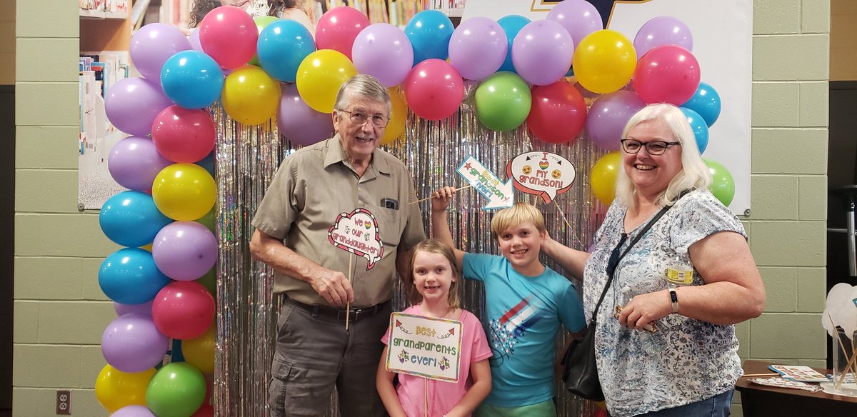 MsMcDowell2nd's tweet photo. Grandparents night at @TISDTCES! We sure love our grandparents! https://t.co/B0BsKcEr6J