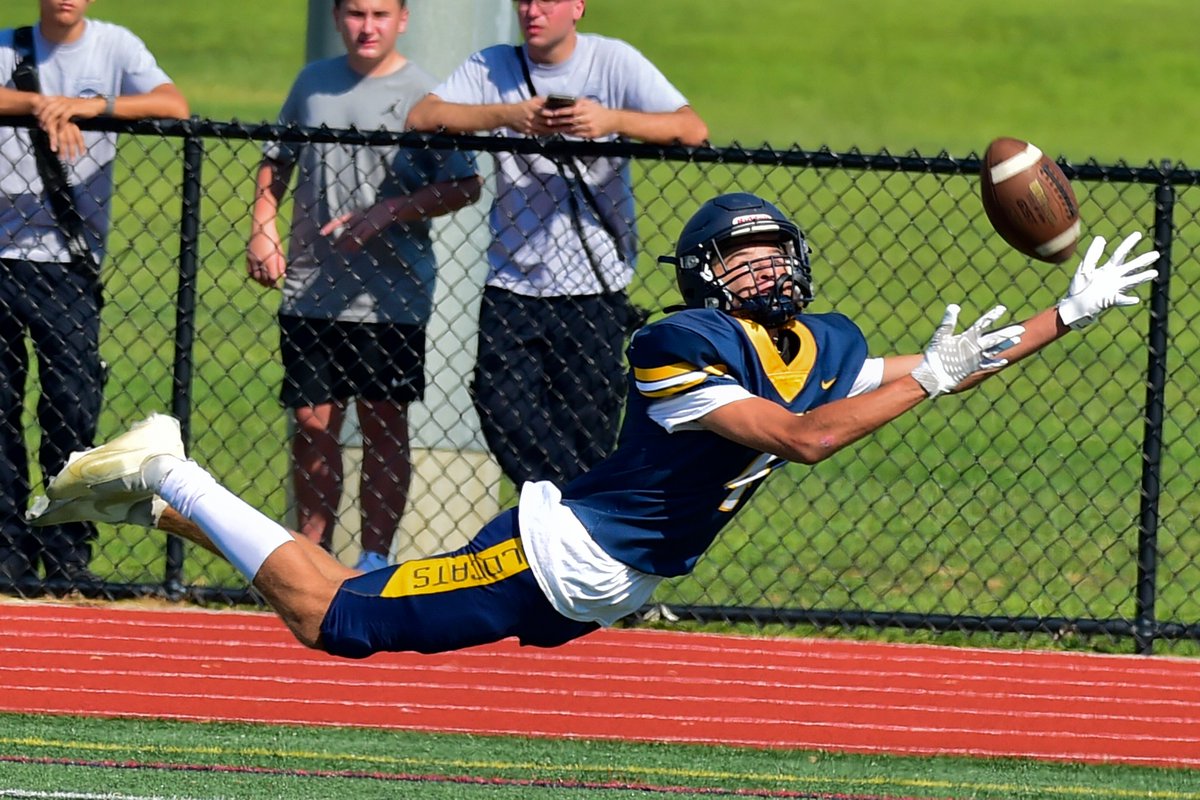 wmLandon's tweet photo. @SWR_FB @SWRWAC @SectXISuffolk @NYSPHSAA @WatsonSports @LIBasketball23 @axcess_football @SectionXIExec @SuffolkHOF @SportsSuffolk @TBRNewsMedia @RobertZayasNY @SuffolkCoaches 
https://t.co/BlnIDl2CkK https://t.co/lmexxpOKdi